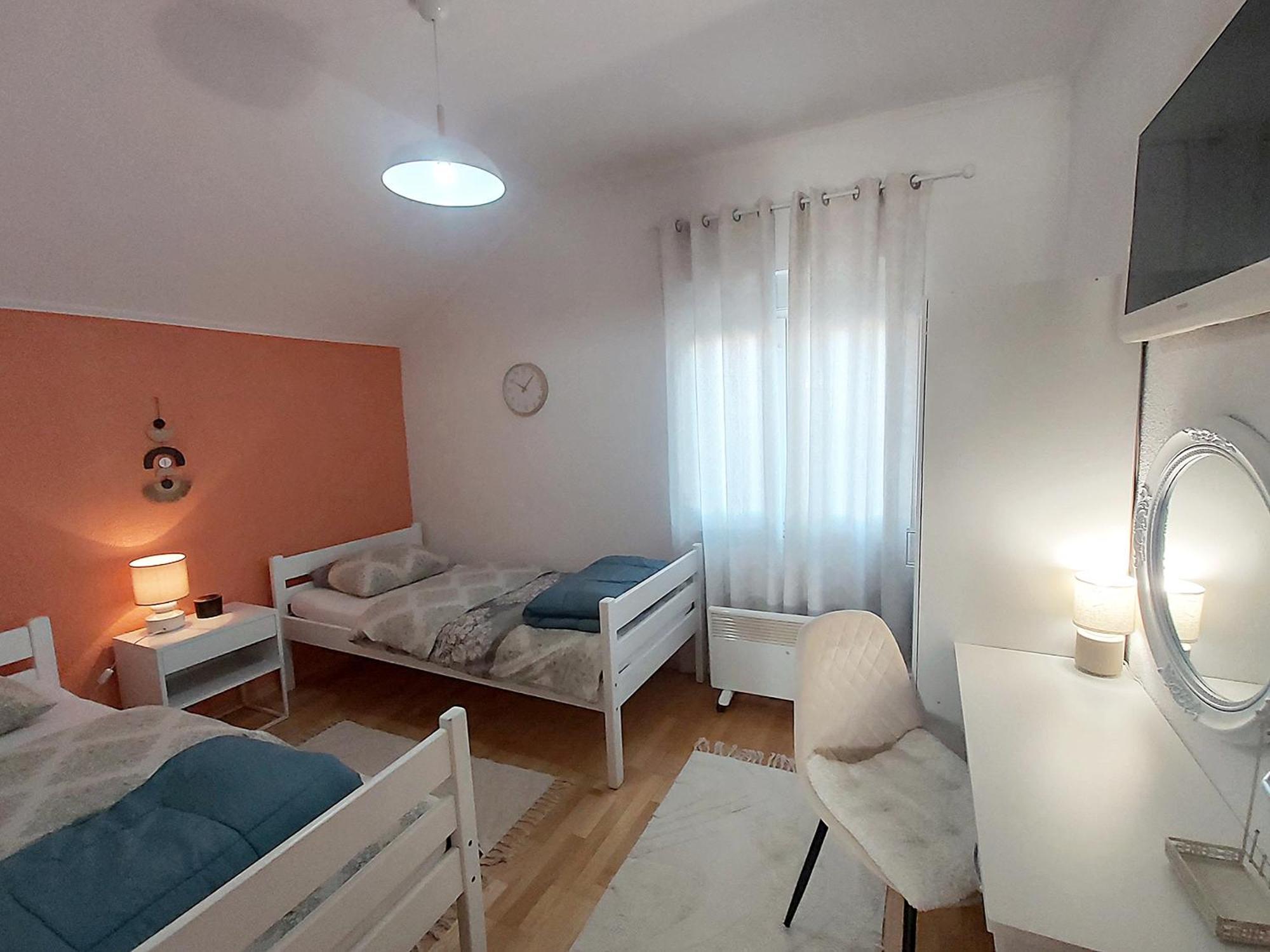 Zara Apartment With Terrace Near Old Town Mostar Exterior foto